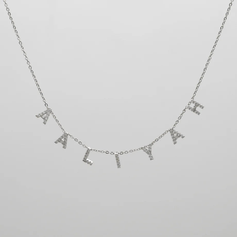 Colar de Nome com Diamantes