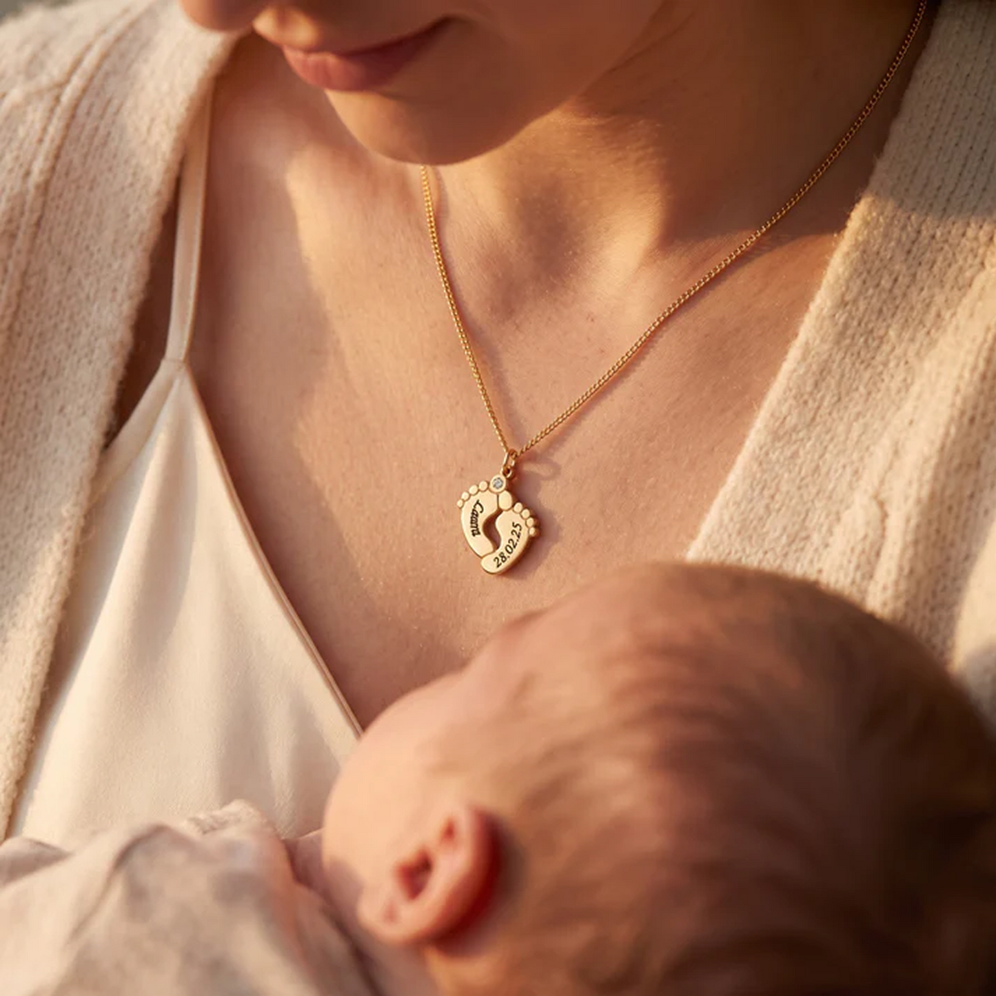 Colar de Pezinhos de Bebê Personalizado